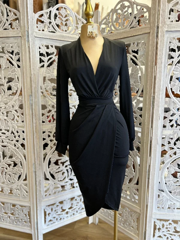 Midi dress for a yoga class with a flexible and breathable fabricBlack  Draped Midi Dress- Very Stretchy