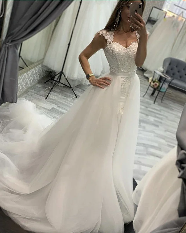 Plus - size mermaid wedding dressRemovable Train Mermaid Wedding Dress Lace