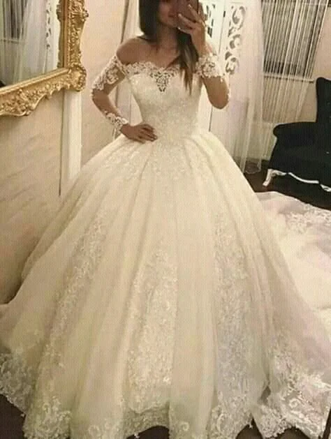 Quilted - fabric wedding dress for a unique textureBateau Bridal Gown Wedding Dress with Sleeves prom dresses cg18029 Quilted - fabric wedding dress for a unique textureBateau Bridal Gown Wedding Dress with Sleeves prom dresses cg18029