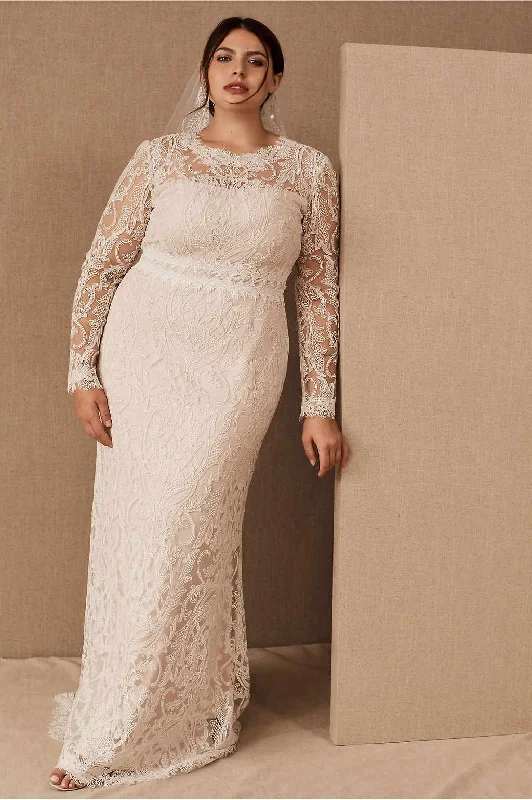 Handmade lace wedding dress for a unique feelBHLDN Tadashi Shoji Didion Gown