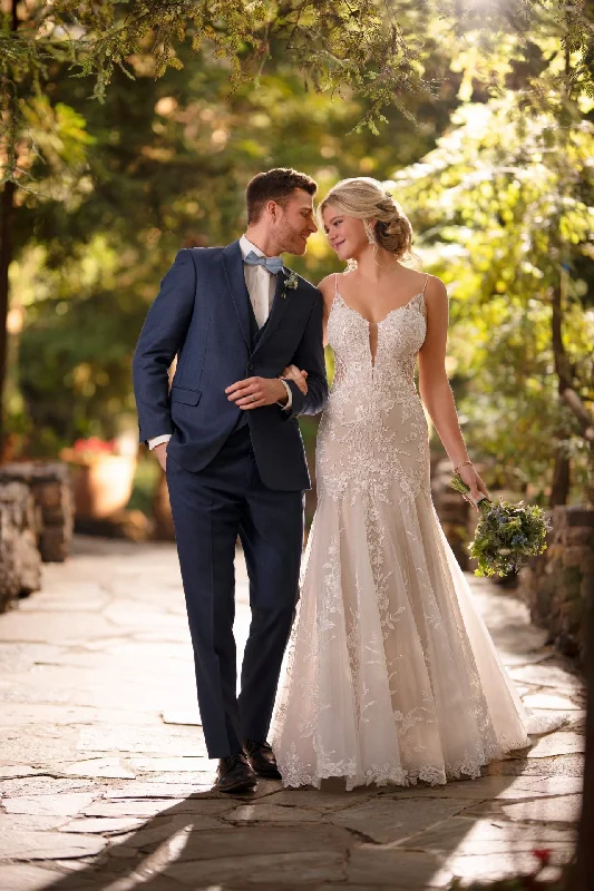 Gothic - inspired wedding dress for an edgy brideD2770