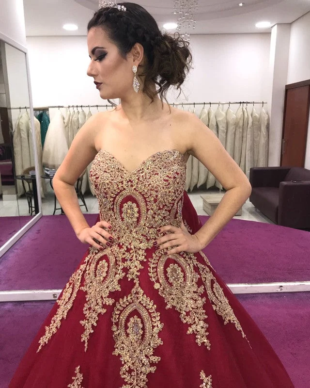 Ruffled - skirt wedding dress for a romantic lookGold Lace Appliques Sweetheart Ball Gowns Quinceanera Dresses Ruffled - skirt wedding dress for a romantic lookGold Lace Appliques Sweetheart Ball Gowns Quinceanera Dresses