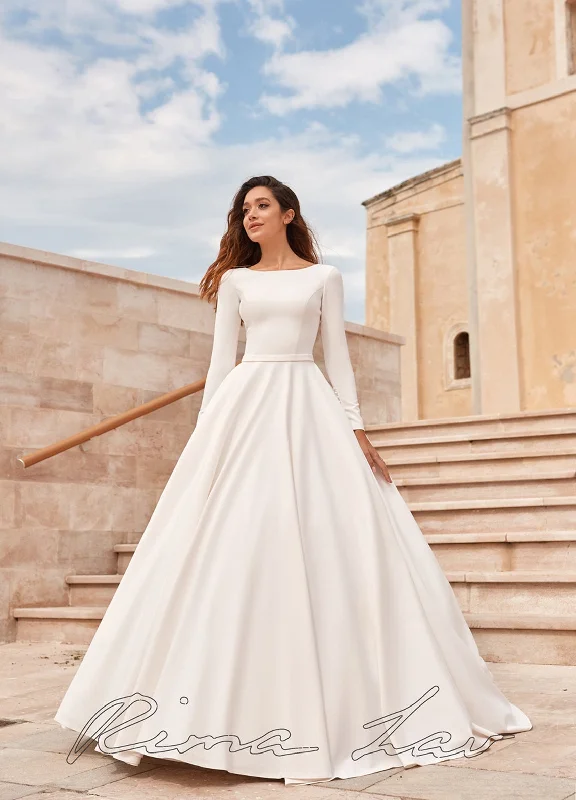 Historical - era - themed wedding dressKelly Size 12