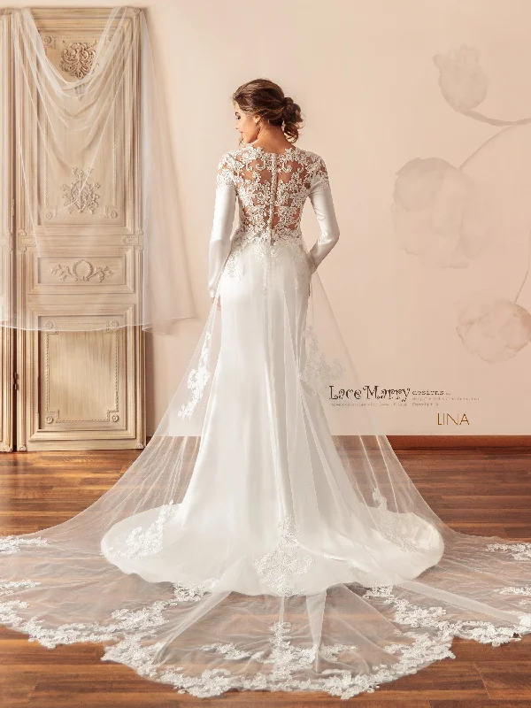 High - low hem wedding dress for a trendy touchLINA TRAIN / Detachable Tulle Train with Lace Decoration High - low hem wedding dress for a trendy touchLINA TRAIN / Detachable Tulle Train with Lace Decoration