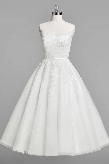 Mother - of - the - bride elegant wedding dressV-Neck Sleeveless A-Line Lace Tea-Length Wedding Dress