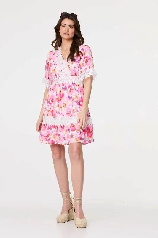"Affordable plus size women's summer dresses"Floral Lace 1/2 Sleeve Short Dress