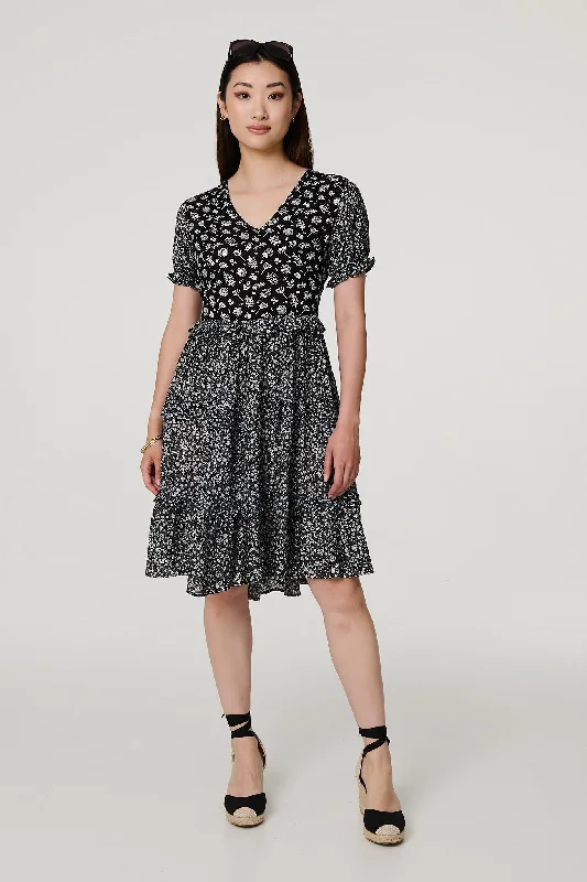 "Off - shoulder dresses for women to show off collarbones"Floral Short Sleeve Tiered Skater Dress