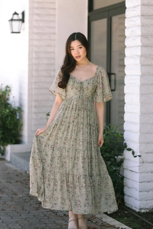 "Lace dresses for women for a romantic and elegant look"Yara Sweetheart Tiered Dress